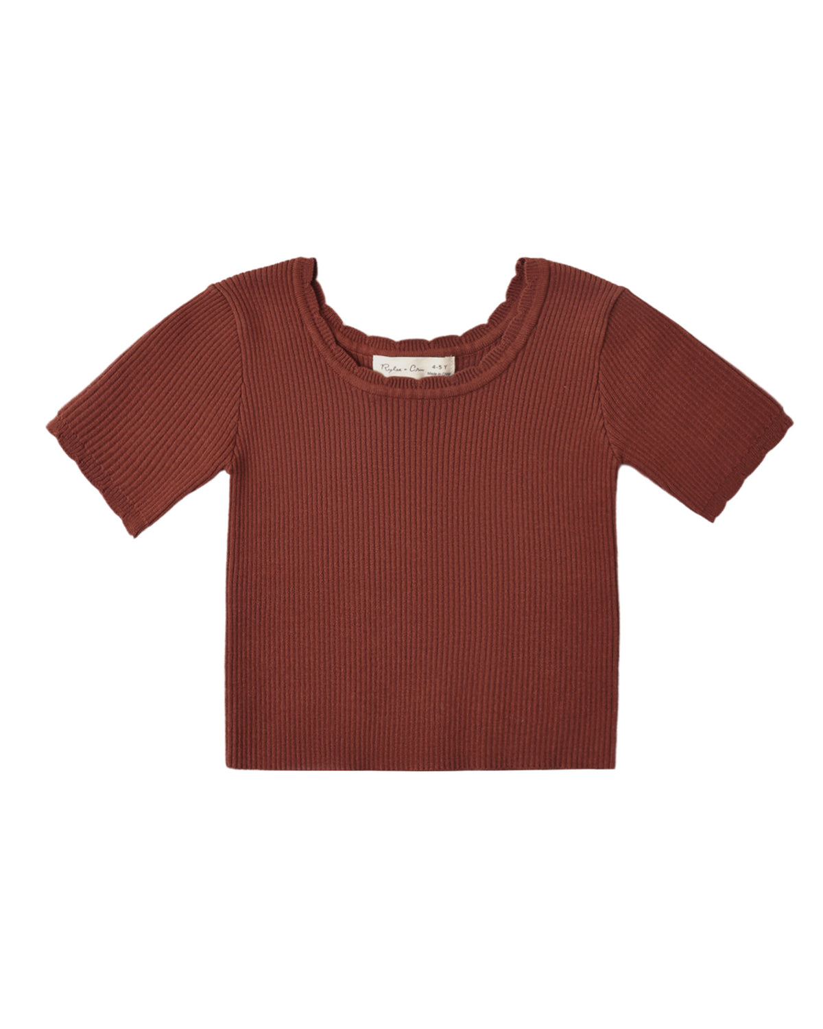 Scalloped Brick Tee & Daisy Patch Pant